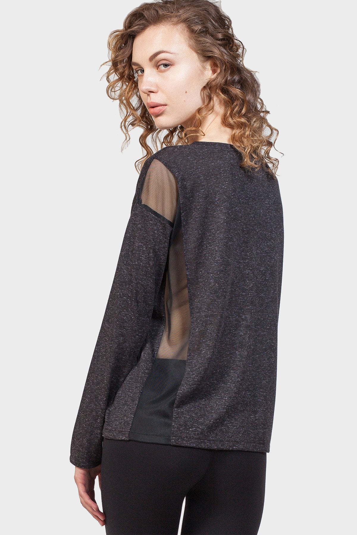 MESH PANEL LONG SLEEVE TEE